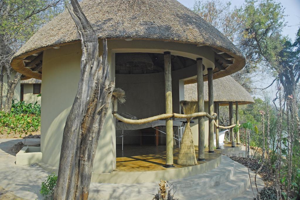 Divava Okavango Resort And Spa Bagani Екстериор снимка